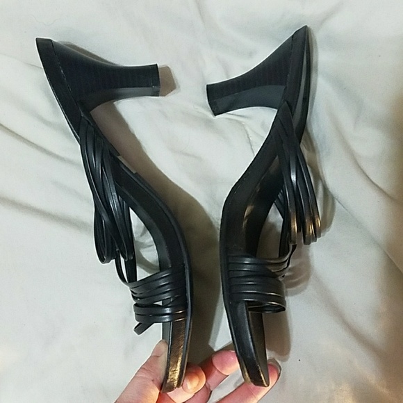 Shoes - Picture 3 of 3